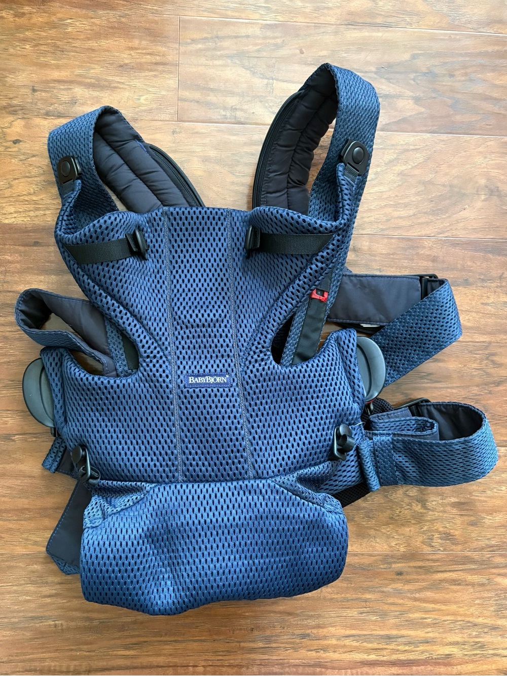 Baby Bjorn Free Carrier in Navy Blue